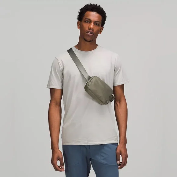 🍋LULULEMON GREY SAGE Everywhere Belt Bag NWT - Picture 6 of 7